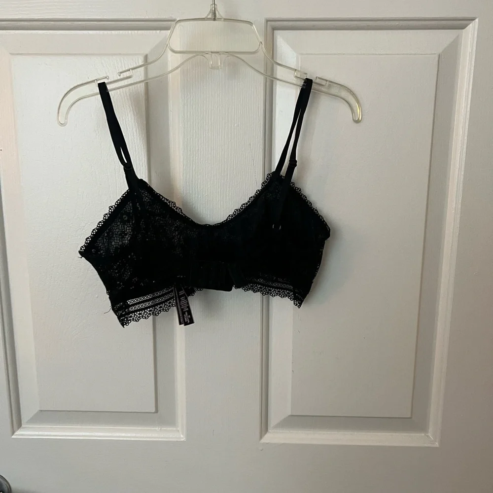 VS Bralette - Picture 3 of 6